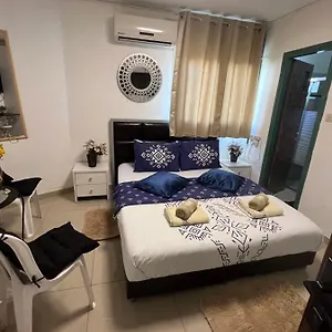יחידת נופש נעימה ושקטה Pleasant&quiet Vacation Unit דירה אילת